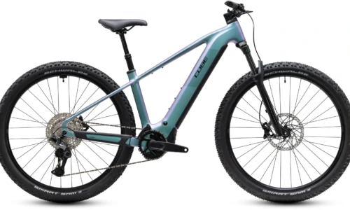 Bicicleta eléctrica Cube Reaction Hybrid Pro 800 polarlight´n´black Barra alta – vista lateral | Ebike.es