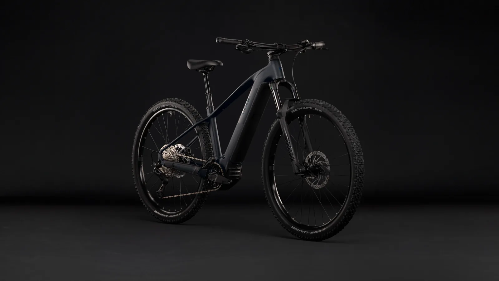 Cube Reaction Hybrid Pro 800 Wh silverdust´n´prism – Bicicleta Eléctrica de Montaña 2027 Barra alta ebike.es Gran tienda de bicicletas eléctricas en España 2 Bicicleta eléctrica Cube Reaction Hybrid Pro 800 silverdust´n´prism Barra alta – vista frontal | Ebike.es