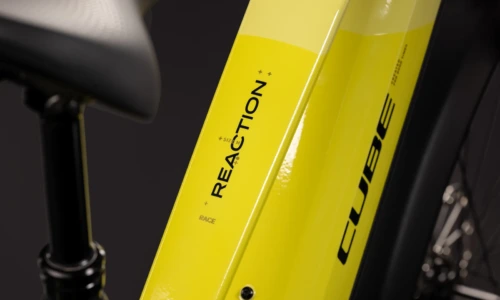 Bicicleta eléctrica Cube Reaction Hybrid Race 800 FE bananasplit´n´black Cuadro semiabierto – detalle 2 | Ebike.es