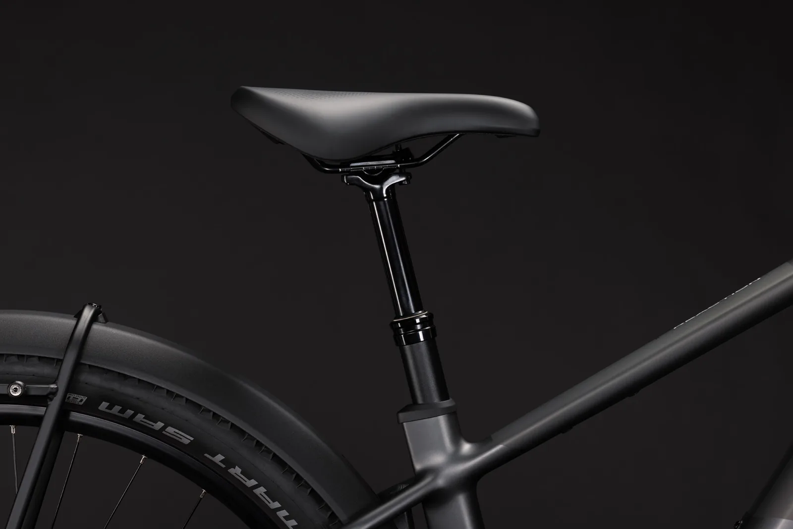 Cube Reaction Hybrid Race 800 FE slabgrey´n´chrome – Bicicleta Eléctrica de Montaña 2027 Barra alta ebike.es Gran tienda de bicicletas eléctricas en España 6 Bicicleta eléctrica Cube Reaction Hybrid Race 800 FE slabgrey´n´chrome Barra alta – detalle 4 | Ebike.es
