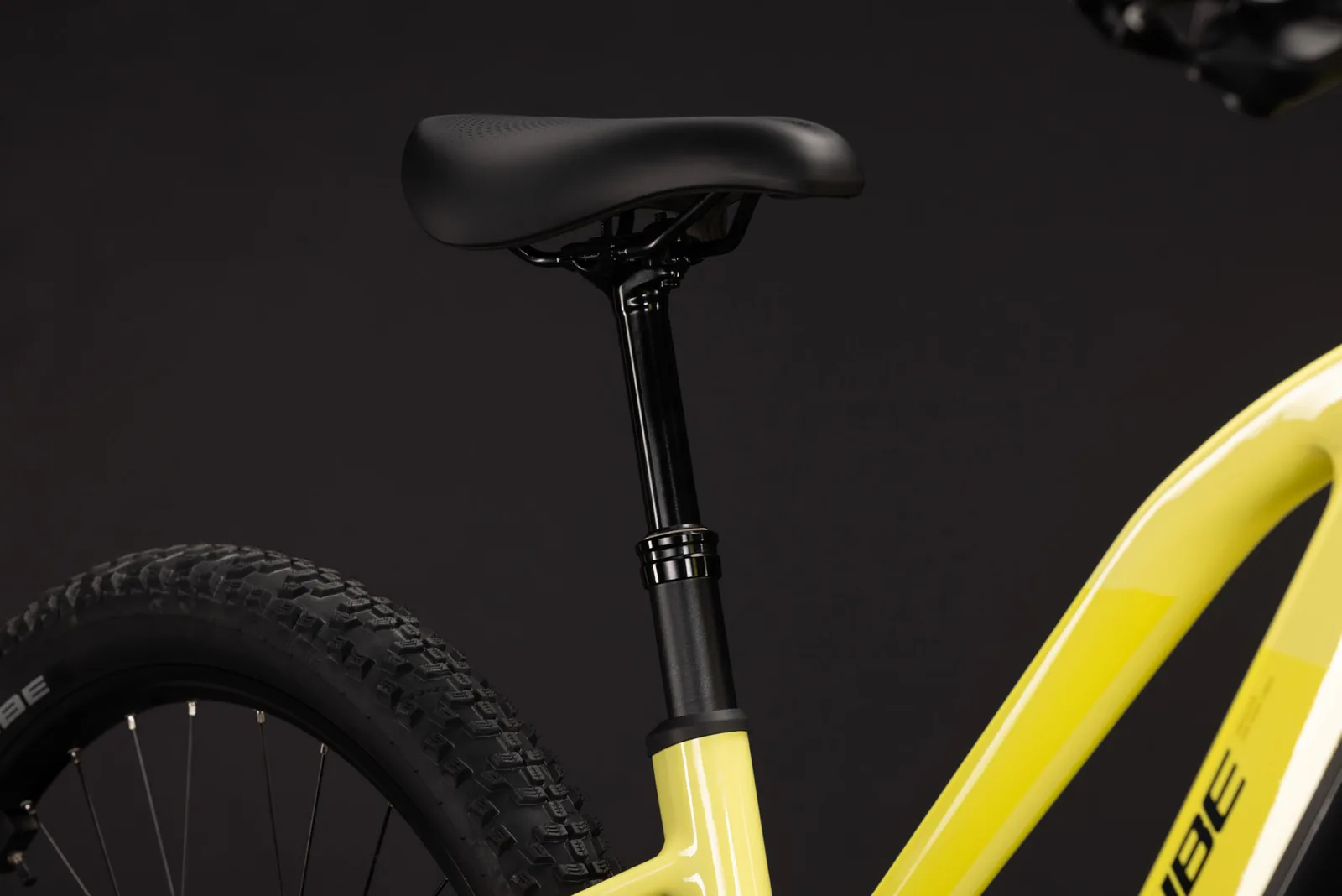 Cube Reaction Hybrid Race 800 Wh bananasplit´n´black – Bicicleta Eléctrica de Montaña 2027 Cuadro semiabierto ebike.es Gran tienda de bicicletas eléctricas en España 7 Bicicleta eléctrica Cube Reaction Hybrid Race 800 bananasplit´n´black Cuadro semiabierto – detalle 5 | Ebike.es