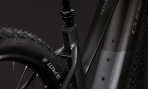 Bicicleta eléctrica Cube Reaction Hybrid Race 800 slabgrey´n´chrome Cuadro semiabierto – detalle 3 | Ebike.es