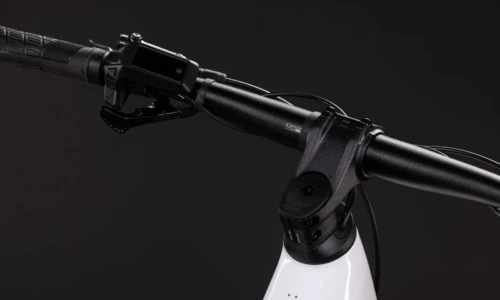 Bicicleta eléctrica Cube Reaction Hybrid Race 800 snow´n´black Cuadro abierto – detalle 1 | Ebike.es