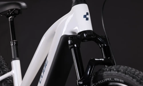 Bicicleta eléctrica Cube Reaction Hybrid Race 800 snow´n´black Cuadro semiabierto – detalle 6 | Ebike.es