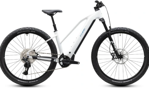 Bicicleta eléctrica Cube Reaction Hybrid Race 800 snow´n´black Cuadro semiabierto – vista lateral | Ebike.es