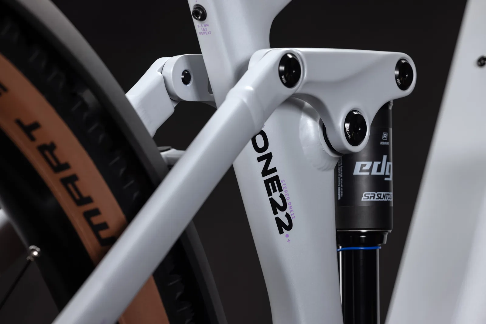 Cube Stereo Hybrid ONE22 Pro 800 FE foggrey´n´sparklerose – Bicicleta Eléctrica de Montaña Doble Suspensión 2027 ebike.es Gran tienda de bicicletas eléctricas en España 5 Bicicleta eléctrica Cube Stereo Hybrid ONE22 Pro 800 FE foggrey´n´sparklerose – detalle 3 | Ebike.es