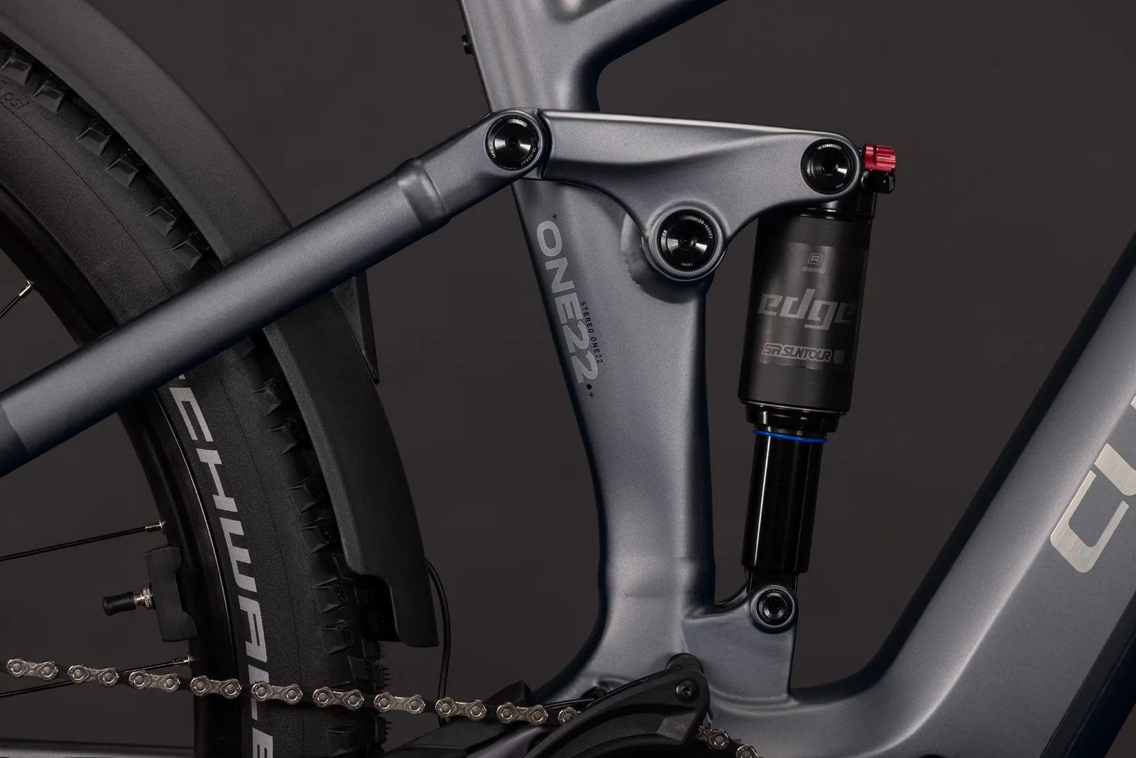 Cube Stereo Hybrid ONE22 Pro 800 FE slabgrey´n´chrome – Bicicleta Eléctrica de Montaña Doble Suspensión 2027 ebike.es Gran tienda de bicicletas eléctricas en España 6 Bicicleta eléctrica Cube Stereo Hybrid ONE22 Pro 800 FE slabgrey´n´chrome – detalle 4 | Ebike.es
