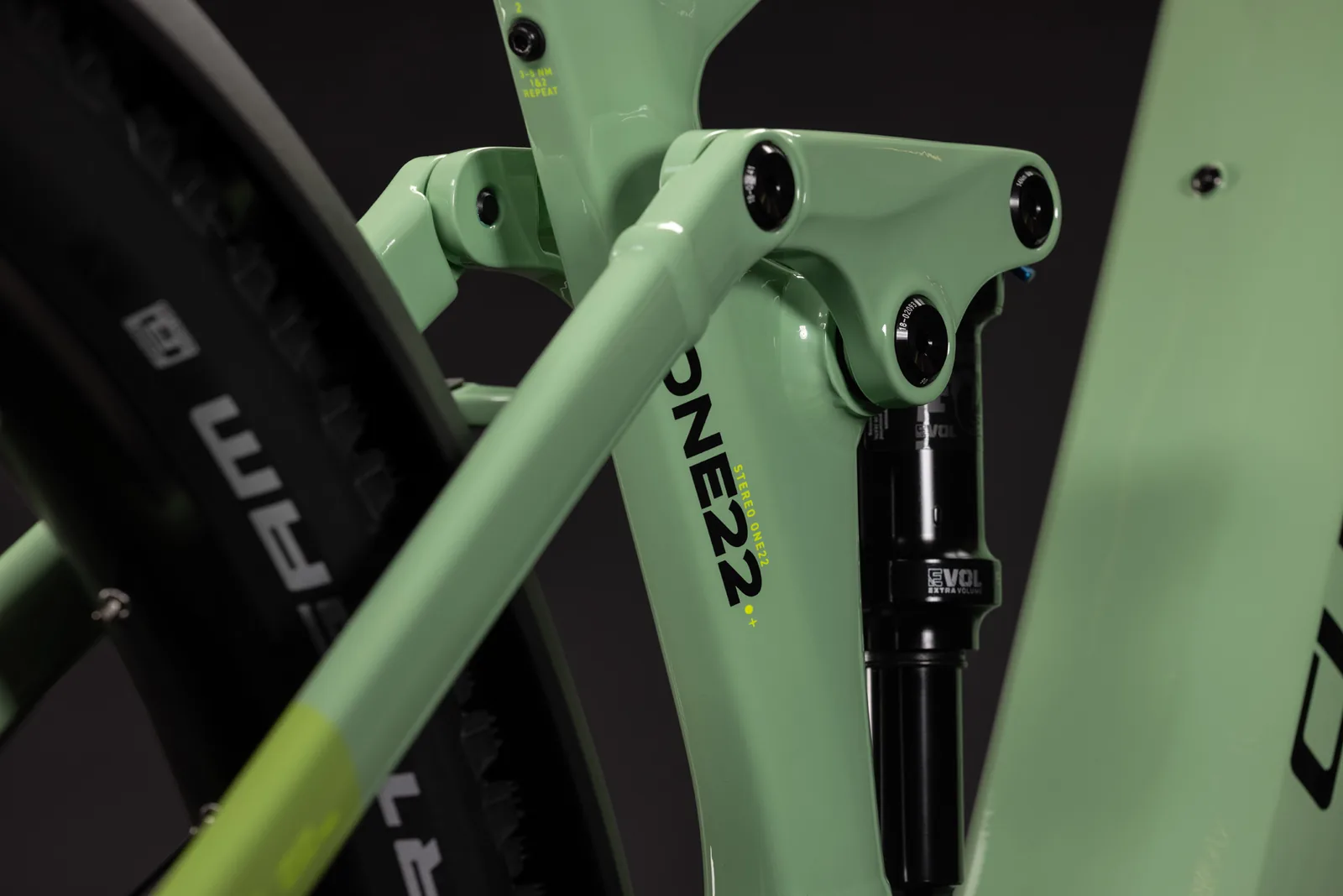 Cube Stereo Hybrid ONE22 SLX 800 FE cactus´n´black – Bicicleta Eléctrica de Montaña Doble Suspensión 2027 ebike.es Gran tienda de bicicletas eléctricas en España 5 Bicicleta eléctrica Cube Stereo Hybrid ONE22 SLX 800 FE cactus´n´black – detalle 3 | Ebike.es