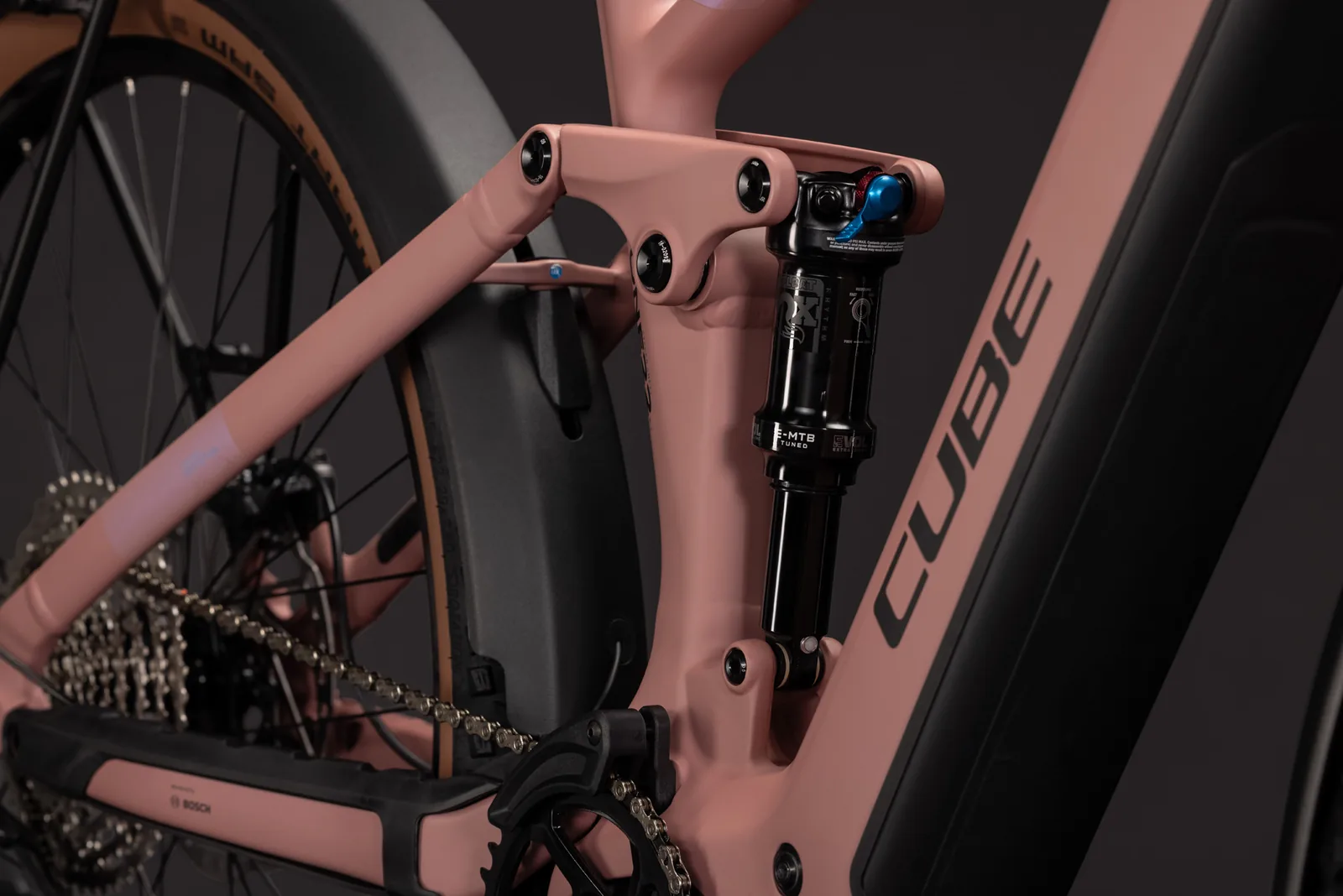 Cube Stereo Hybrid ONE22 SLX 800 FE ruby´n´black – Bicicleta Eléctrica de Montaña Doble Suspensión 2027 ebike.es Gran tienda de bicicletas eléctricas en España 7 Bicicleta eléctrica Cube Stereo Hybrid ONE22 SLX 800 FE ruby´n´black – detalle 5 | Ebike.es