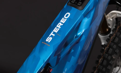 Bicicleta eléctrica Cube Stereo Hybrid ONE44 HPC AT 800 actionteam – detalle 3 | Ebike.es