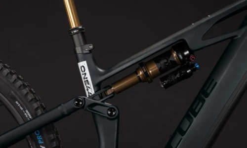 Cube Stereo Hybrid ONE44 HPC AT 800 Wh carbon´n´white – Bicicleta Eléctrica de Montaña Doble Suspensión 2027 ebike.es Gran tienda de bicicletas eléctricas en España 16 Bicicleta eléctrica Cube Stereo Hybrid ONE44 HPC AT 800 carbon´n´white – detalle 5 | Ebike.es