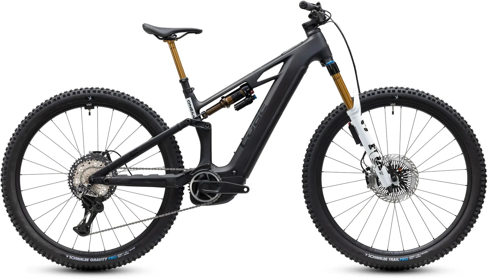 Cube Stereo Hybrid ONE44 HPC AT 800 Wh carbon´n´white – Bicicleta Eléctrica de Montaña Doble Suspensión 2027 ebike.es Gran tienda de bicicletas eléctricas en España Bicicleta eléctrica Cube Stereo Hybrid ONE44 HPC AT 800 carbon´n´white – vista lateral | Ebike.es