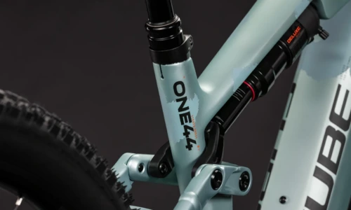 Bicicleta eléctrica Cube Stereo Hybrid ONE44 HPC Pro 800 pearlaqua´n´black – detalle 3 | Ebike.es