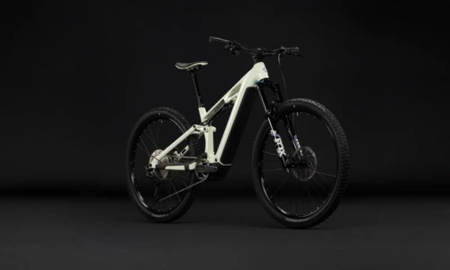 Bicicleta eléctrica Cube Stereo Hybrid ONE44 HPC Race 800 mellowyellow´n´lilac – vista frontal | Ebike.es
