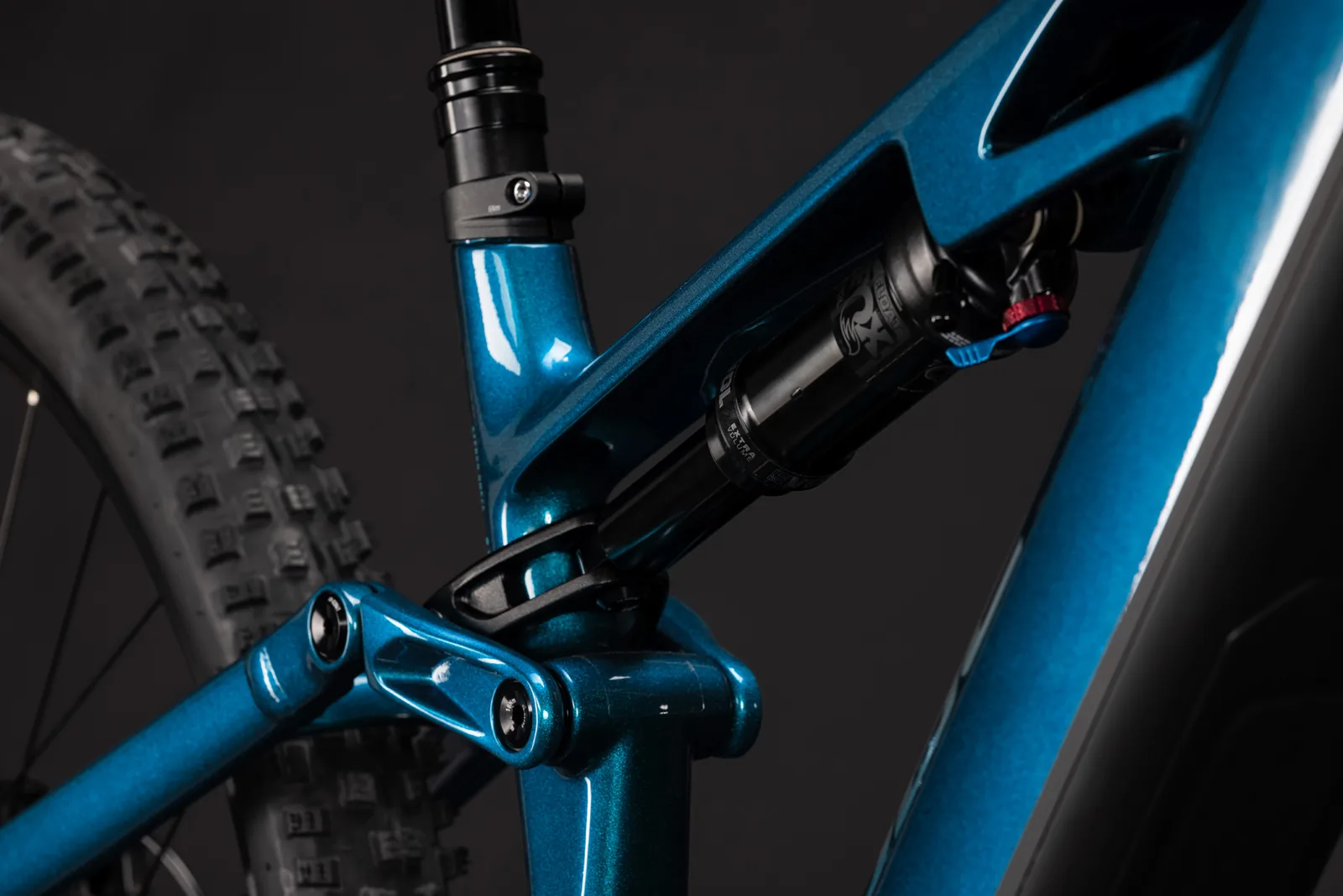 Cube Stereo Hybrid ONE44 HPC Race 800 Wh nebula´n´prizm – Bicicleta Eléctrica de Montaña Doble Suspensión 2027 ebike.es Gran tienda de bicicletas eléctricas en España 7 Bicicleta eléctrica Cube Stereo Hybrid ONE44 HPC Race 800 nebula´n´prizm – detalle 5 | Ebike.es