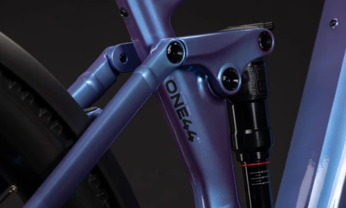 Bicicleta eléctrica Cube Stereo Hybrid ONE44 Pro 800 FE blueiris´n´purple – detalle 3 | Ebike.es