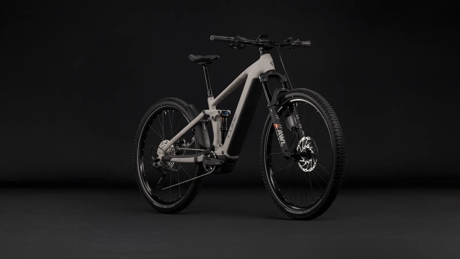 Cube Stereo Hybrid ONE44 SLX 800 Wh oatgrey´n´grey – Bicicleta Eléctrica de Montaña Doble Suspensión 2027 ebike.es Gran tienda de bicicletas eléctricas en España 2 Bicicleta eléctrica Cube Stereo Hybrid ONE44 SLX 800 oatgrey´n´grey – vista frontal | Ebike.es