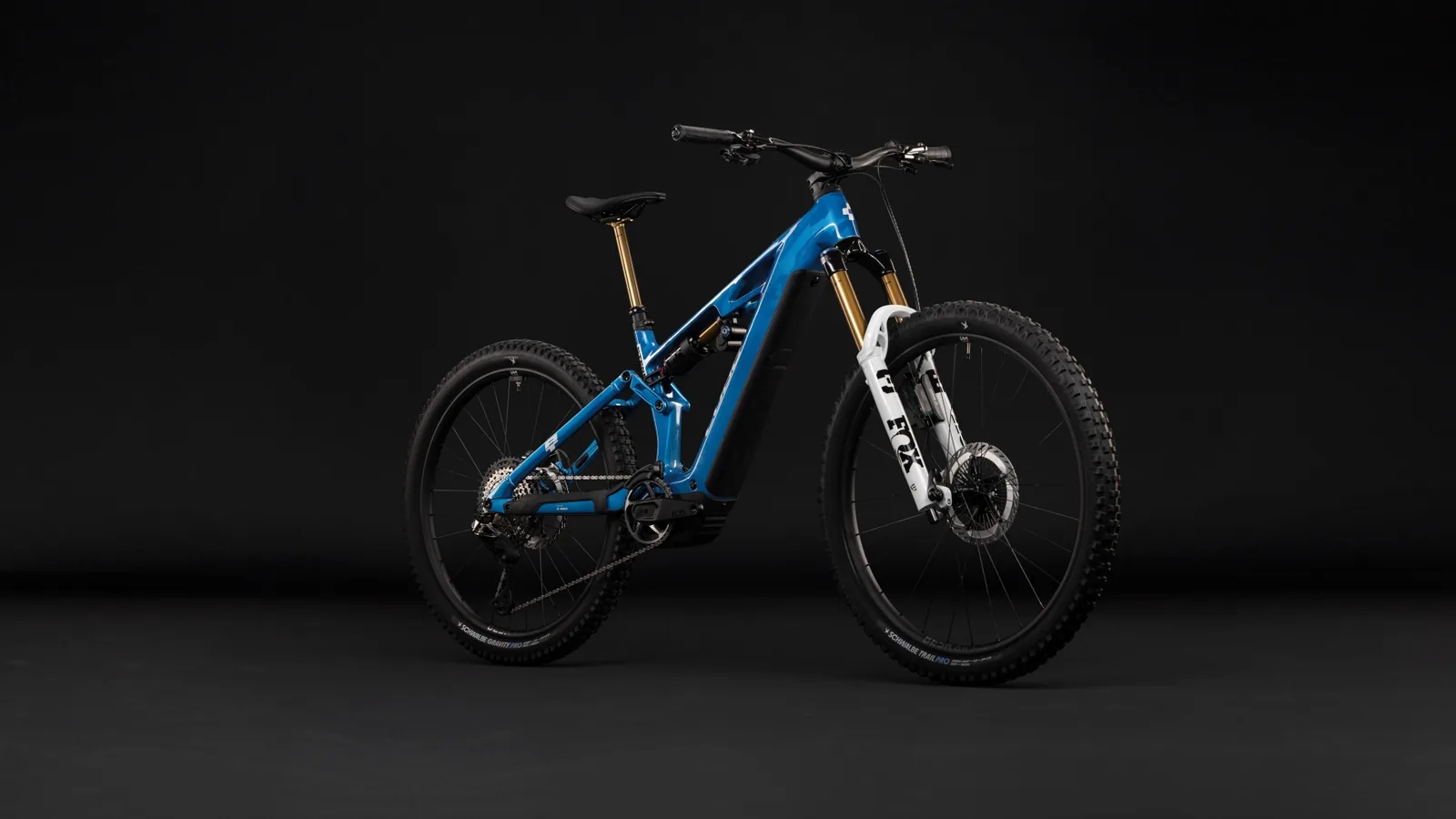 Cube Stereo Hybrid ONE77 HPC AT 800 Wh actionteam – Bicicleta Eléctrica de Montaña Doble Suspensión 2027 ebike.es Gran tienda de bicicletas eléctricas en España 2 Bicicleta eléctrica Cube Stereo Hybrid ONE77 HPC AT 800 actionteam – vista frontal | Ebike.es