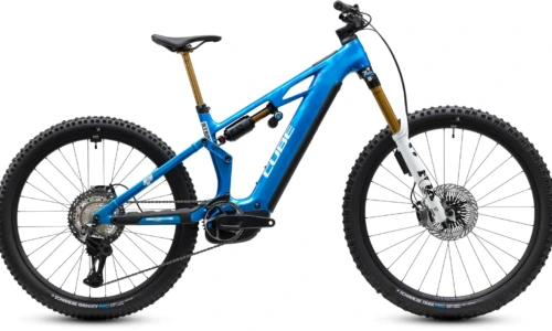Bicicleta eléctrica Cube Stereo Hybrid ONE77 HPC AT 800 actionteam – vista lateral | Ebike.es