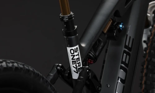 Cube Stereo Hybrid ONE77 HPC AT 800 Wh carbon´n´white – Bicicleta Eléctrica de Montaña Doble Suspensión 2027 ebike.es Gran tienda de bicicletas eléctricas en España 13 Bicicleta eléctrica Cube Stereo Hybrid ONE77 HPC AT 800 carbon´n´white – detalle 3 | Ebike.es