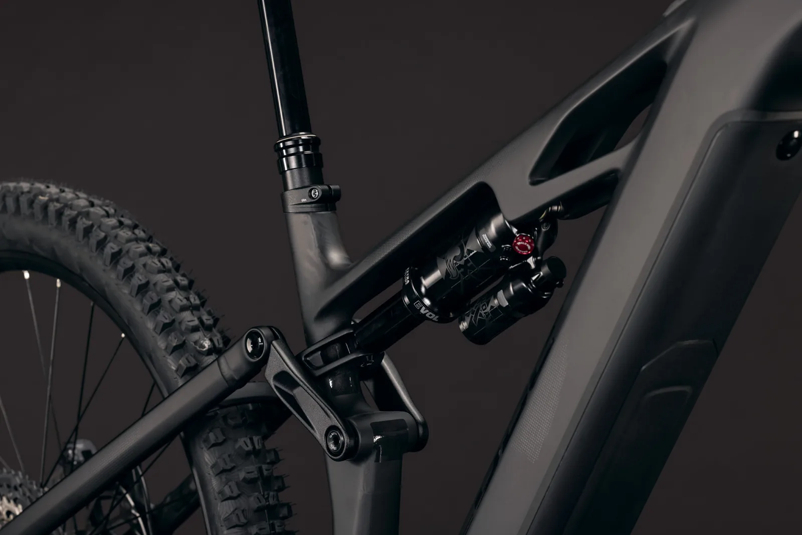Cube Stereo Hybrid ONE77 HPC SLX 800 Wh blackline – Bicicleta Eléctrica de Montaña Doble Suspensión 2027 ebike.es Gran tienda de bicicletas eléctricas en España 6 Bicicleta eléctrica Cube Stereo Hybrid ONE77 HPC SLX 800 blackline – detalle 4 | Ebike.es