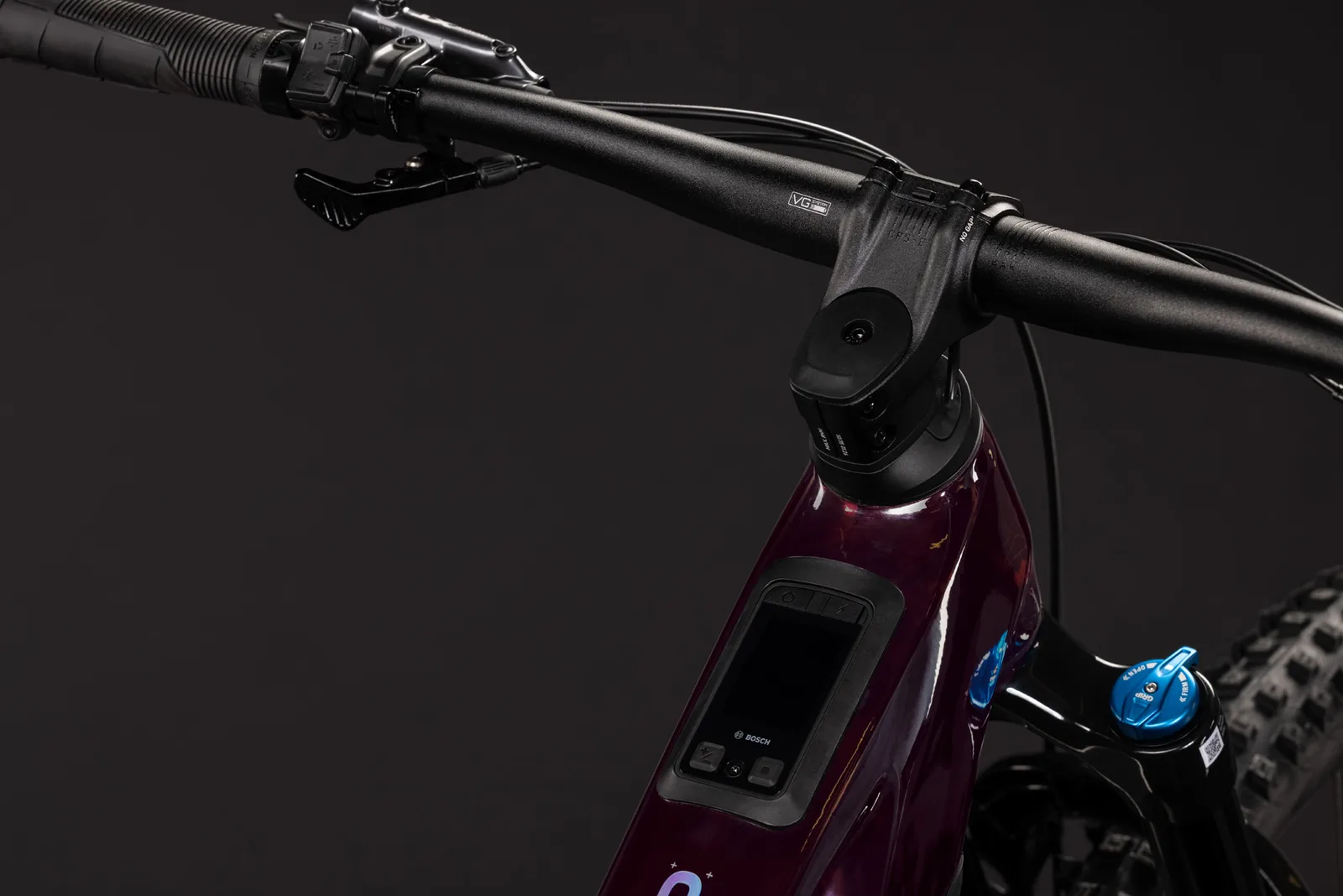 Cube Stereo Hybrid ONE77 HPC SLX 800 Wh liquidred´n´black – Bicicleta Eléctrica de Montaña Doble Suspensión 2027 ebike.es Gran tienda de bicicletas eléctricas en España 3 Bicicleta eléctrica Cube Stereo Hybrid ONE77 HPC SLX 800 liquidred´n´black – detalle 1 | Ebike.es