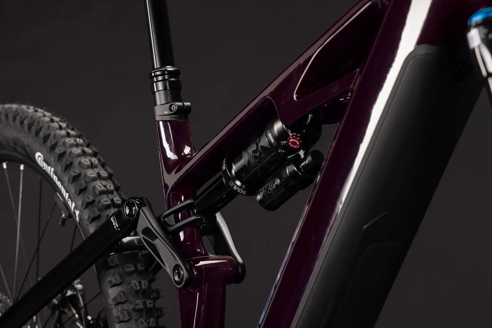 Cube Stereo Hybrid ONE77 HPC SLX 800 Wh liquidred´n´black – Bicicleta Eléctrica de Montaña Doble Suspensión 2027 ebike.es Gran tienda de bicicletas eléctricas en España 7 Bicicleta eléctrica Cube Stereo Hybrid ONE77 HPC SLX 800 liquidred´n´black – detalle 5 | Ebike.es