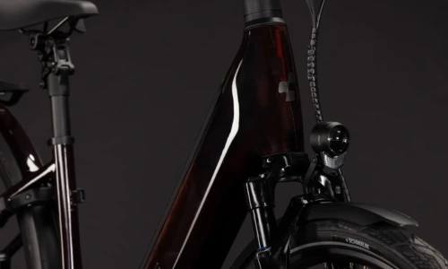 Bicicleta eléctrica Cube Supreme Hybrid C:62 Deluxe SLT 600 liquidred´n´chrome Cuadro abierto – detalle 6 | Ebike.es