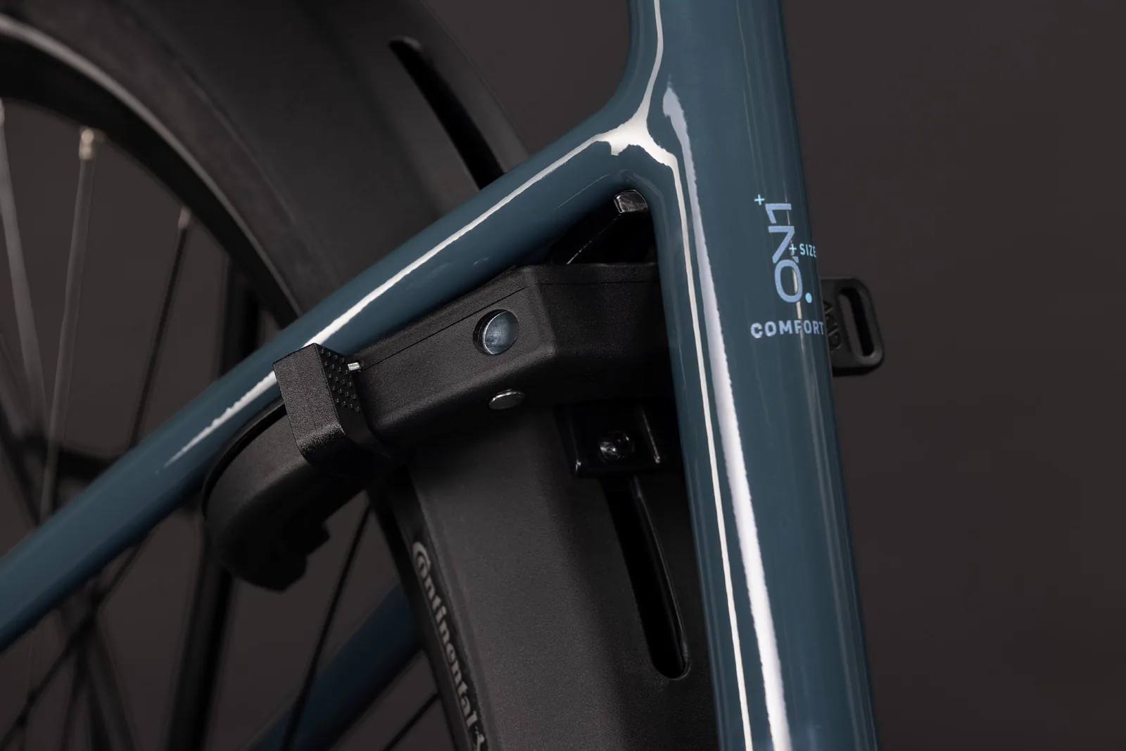 Cube Supreme Hybrid Comfort ONE 600 Wh storm´n´reflex – Bicicleta Eléctrica Urbana 2027 Cuadro abierto ebike.es Gran tienda de bicicletas eléctricas en España 8 Bicicleta eléctrica Cube Supreme Hybrid Comfort ONE 600 storm´n´reflex Cuadro abierto – detalle 6 | Ebike.es