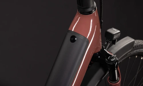 Bicicleta eléctrica Cube Supreme Hybrid Comfort Pro 600 burgundy´n´claret Cuadro abierto – detalle 1 | Ebike.es