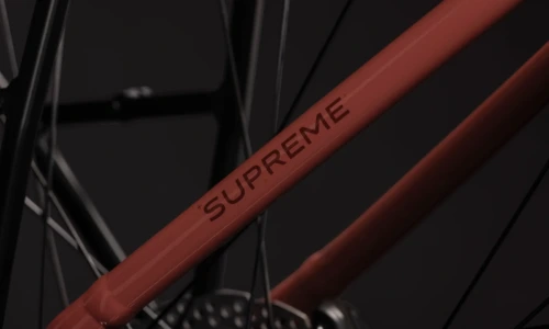 Bicicleta eléctrica Cube Supreme Hybrid Comfort Pro 600 burgundy´n´claret Cuadro abierto – detalle 4 | Ebike.es