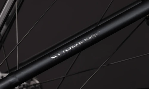 Cube Supreme Hybrid Comfort Pro 600 Wh grey´n´chrome – Bicicleta Eléctrica Urbana 2027 Cuadro abierto ebike.es Gran tienda de bicicletas eléctricas en España 14 Bicicleta eléctrica Cube Supreme Hybrid Comfort Pro 600 grey´n´chrome Cuadro abierto – detalle 4 | Ebike.es