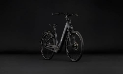 Cube Supreme Hybrid Comfort Pro 600 Wh grey´n´chrome – Bicicleta Eléctrica Urbana 2027 Cuadro abierto ebike.es Gran tienda de bicicletas eléctricas en España 10 Bicicleta eléctrica Cube Supreme Hybrid Comfort Pro 600 grey´n´chrome Cuadro abierto – vista frontal | Ebike.es