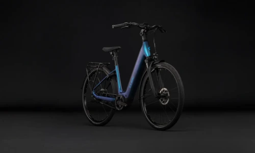 Bicicleta eléctrica Cube Supreme Hybrid Deluxe Pro 600 nebula´n´blue Cuadro abierto – vista frontal | Ebike.es