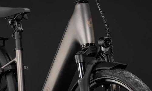 Bicicleta eléctrica Cube Supreme Hybrid Deluxe SLX 600 teak´n´chrome Cuadro abierto – detalle 6 | Ebike.es