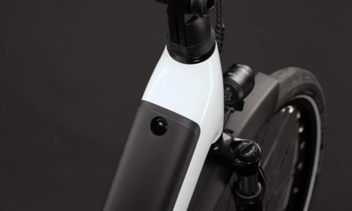 Bicicleta eléctrica Cube Supreme RT Hybrid Comfort EX 600 metallicwhite´n´reflex Cuadro abierto – detalle 2 | Ebike.es