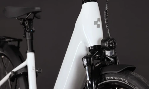 Bicicleta eléctrica Cube Supreme RT Hybrid Comfort EX 600 metallicwhite´n´reflex Cuadro abierto – detalle 5 | Ebike.es