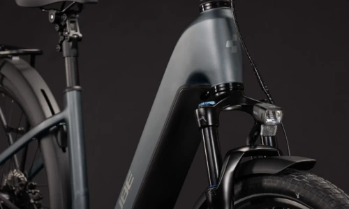 Bicicleta eléctrica Cube Touring Hybrid Deluxe SLX 800 slabgrey´n´chrome Cuadro abierto – detalle 5 | Ebike.es