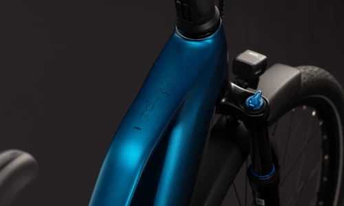 Bicicleta eléctrica Cube Touring Hybrid Pro 800 electricblue´n´prizm Cuadro semiabierto – detalle 2 | Ebike.es