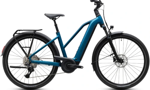 Bicicleta eléctrica Cube Touring Hybrid Pro 800 electricblue´n´prizm Cuadro semiabierto – vista lateral | Ebike.es