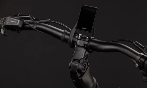 Bicicleta eléctrica Cube Touring Hybrid Pro 800 metallicumbra´n´black Cuadro semiabierto – detalle 2 | Ebike.es