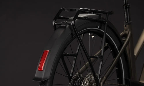 Bicicleta eléctrica Cube Touring Hybrid Pro 800 metallicumbra´n´black Cuadro semiabierto – detalle 3 | Ebike.es