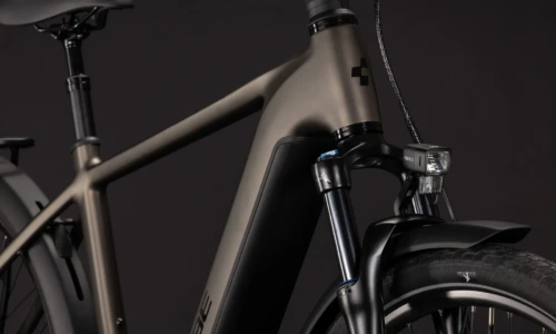 Cube Touring Hybrid Pro 800 Wh metallicumbra´n´black – Bicicleta Eléctrica Trekking 2027 Barra alta ebike.es Gran tienda de bicicletas eléctricas en España 14 Bicicleta eléctrica Cube Touring Hybrid Pro 800 metallicumbra´n´black Barra alta – detalle 5 | Ebike.es